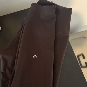 Espresso lululemon leggings. Size 8. EUC. No pilling.